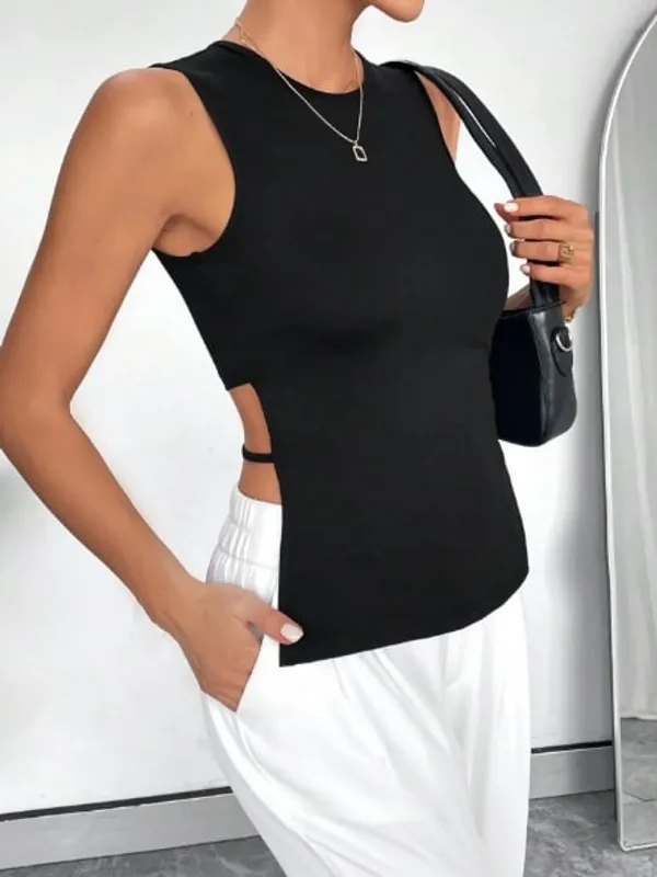 Black_Premium_Back_Cut_Out_Top_For_Women
