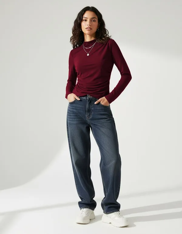 Burgundy_Pleated_Solid_Top
