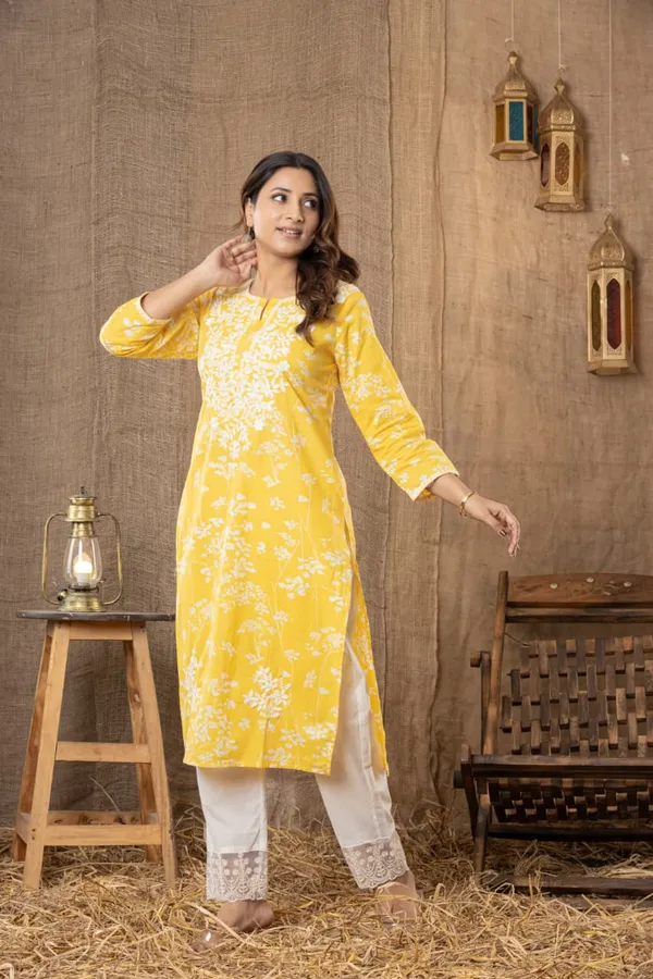 Yellow_Cotton_Straight_Kurta_Set_For_Women