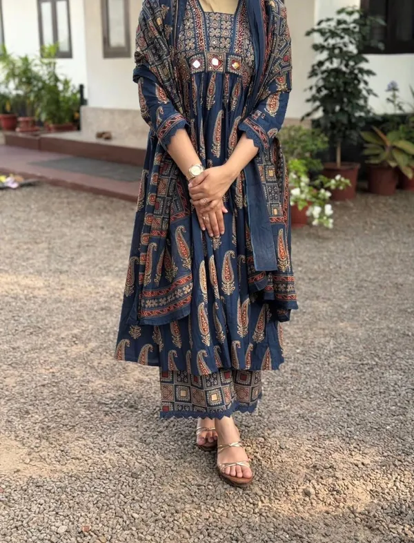 Women’s_Printed_Kurta_Pant_Dupatta_Set_–_Navy_Blue_Ethnic_3_Piece_Set
