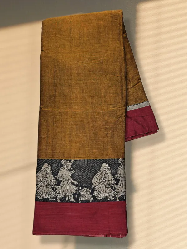 Golden_Agni_Border_Pure_Narayanpet_Cotton_Saree_–_Traditional_Handloom_6.20m_with_Blouse_Piece_for_Women