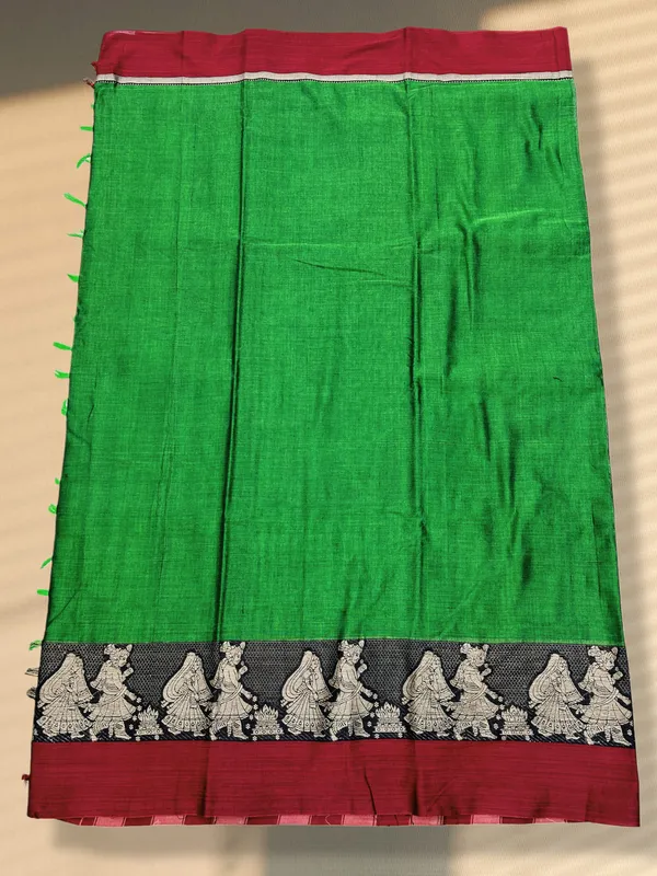 Light_Parrot_Green_Agni_Border_Pure_Narayanpet_Cotton_Saree_–_Traditional_Handloom_6.20m_with_Blouse_Piece_for_Women