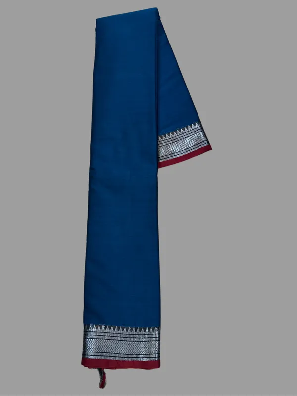 Narayanpet_Cotton_Saree_with_Silver_Zari_Border_&_Checked_Pallu