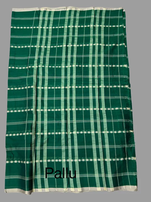 Narayanpet_Handloom_Pure_Cotton_Saree_for_Women_with_Traditional_Butta_Pattern_&_Contrast_Border_|_Soft_Cotton_Ethnic_Saree_|_6.20_m_Including_Blouse_Piece
