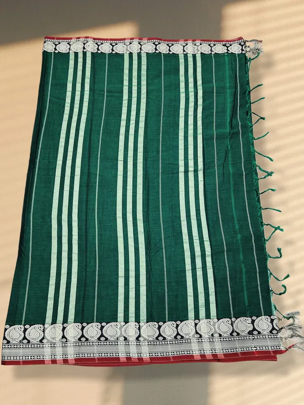 Mango_thread_Border_mercerised_naraynpet_cotton_100%_with_6.20_m_saree_&_0.80_cm_running_blouse__green