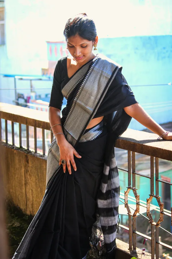 Black_Naraynpet_Silver_Border_Cotton_100%_Saree_For_Women