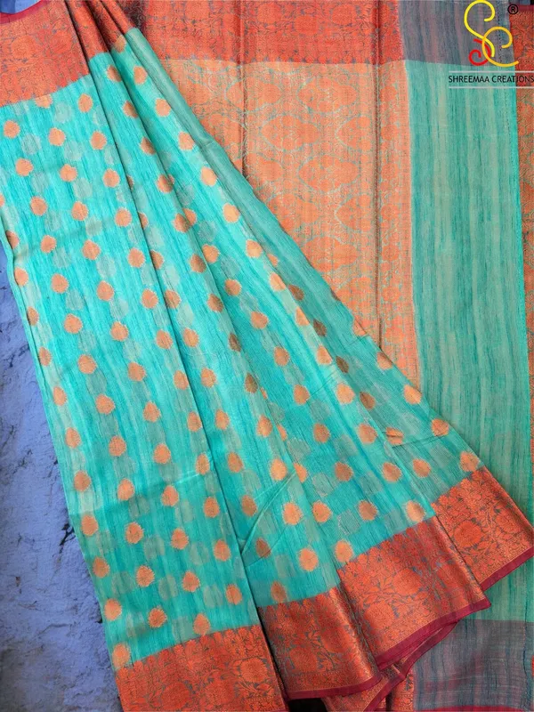 Sea_Green_Banarasi_Linen_Saree_with_Zari_Border_–_Elegance_in_Every_Thread_For_Women