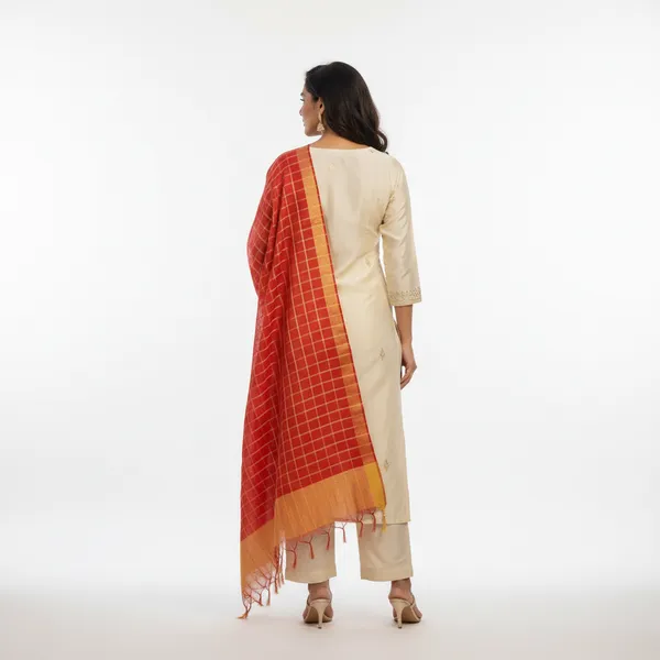 Red_Banarasi_Thread_Work_Checkered_Dupatta_For_Women