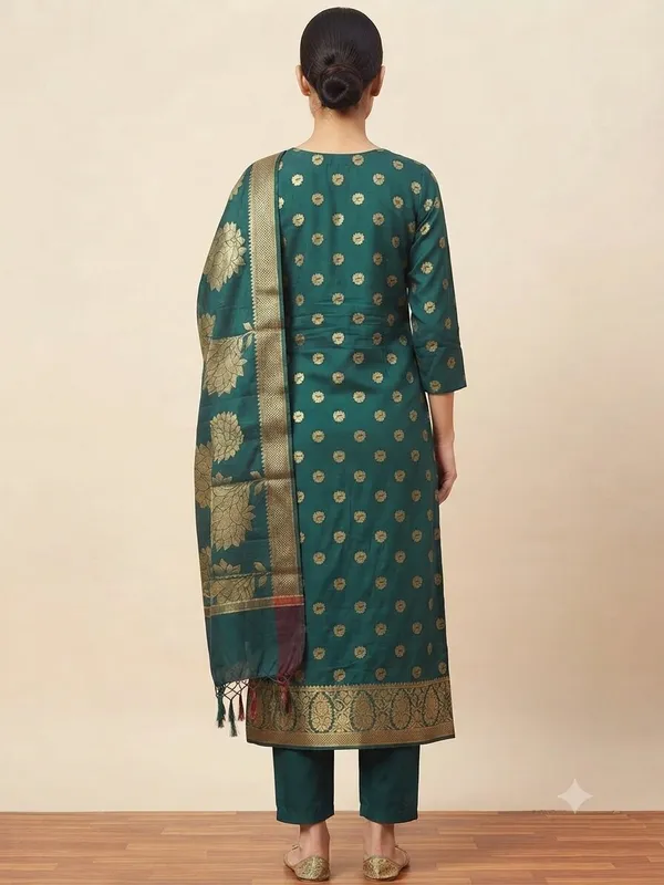 Bottle_green_Banarasi_Unstitched_Suit_Fabric_|_Cotton_Silk_Dress_Material_with_Zari_Weaving