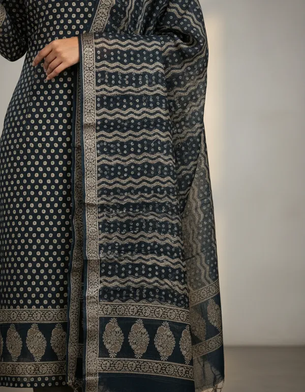 Black_Womens_Banarasi_Cotton_Silk_Unstitched_Suit_Fabric_for_Women_|_Party_&_Festive_Zari_Work_Dress_Material