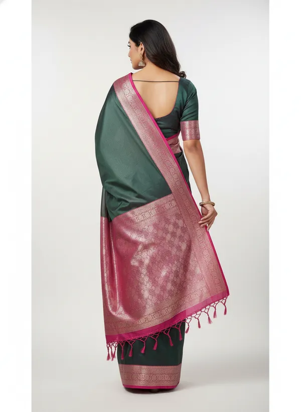 Green_Banarasi_Plain_Border_Silk_Saree_with_Contrast_Aachal