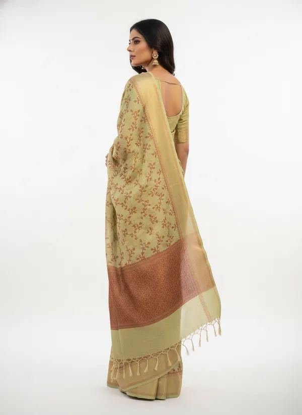 Pista_Banarasi_Cotton_Silk_Thread_Weaved_Saree