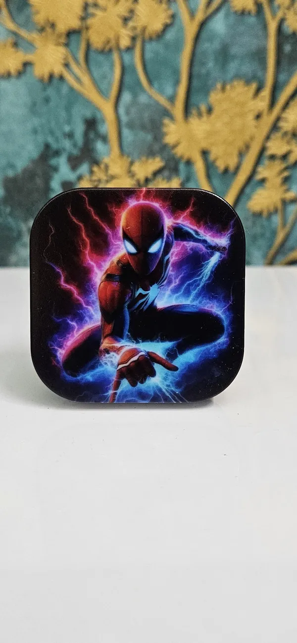 White_Polycorbonate_Gift_Light_Spider_Man_For_Home_Decor_(5.5Cm)