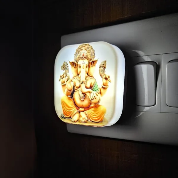 White_Polycorbonate_Gift_Light_Ganesha_For_Home_Decor_(5.5Cm)
