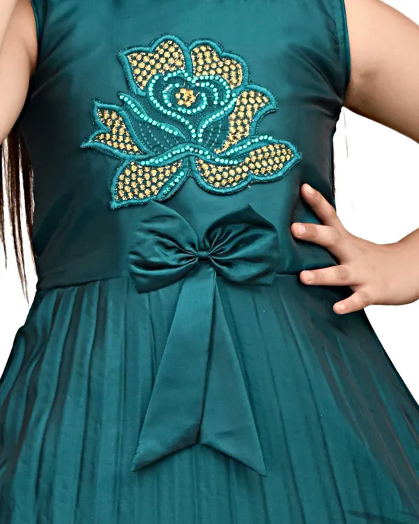 Gala_chandna_green_gown