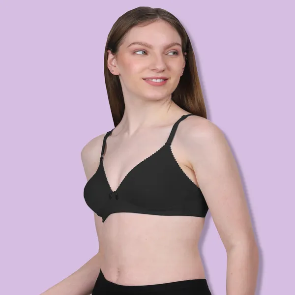 Black_Spandex_Smooth_Stretch_Non_Padded_&_Wire-Free_Bra_For_Women