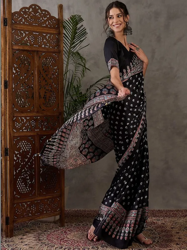 Saree_Staylish_Black_Ajrakh_Saree_With_Blouse_For_Women.