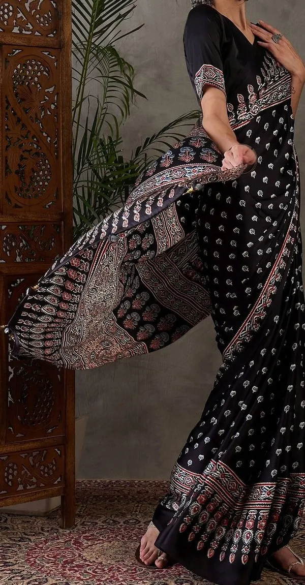 Saree_Staylish_Black_Ajrakh_Saree_With_Blouse_For_Women.