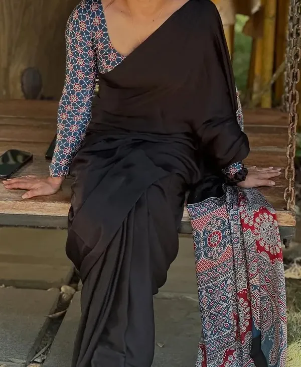 Black_And_Blue_Ajrakh_Printed_Soft_Gaji_Silk_Natural_Print_Saree_For_Women