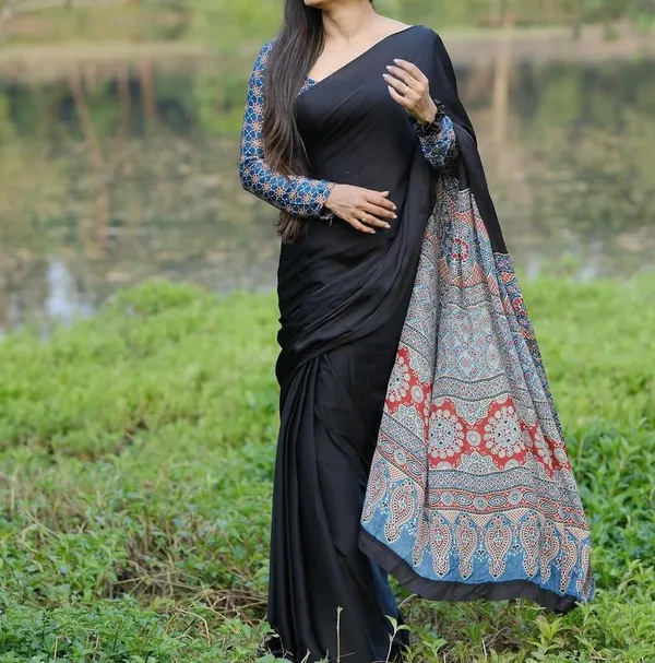 Blue_And_Black_Plain_Ajrakh_Printed_Soft_Gaji_Silk_Natural_Print_Saree_For_Women