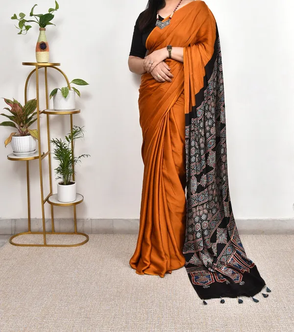 Mustered_Plain__Digital_Print_Modal_Silk_Saree