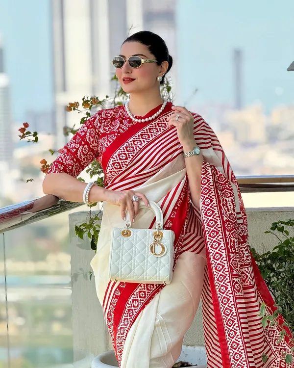 Off_White_And_Red_Modal_SIlk_Saree