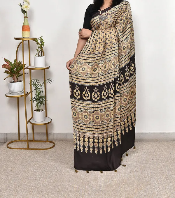 Black_And_Yellow_Digital_Print_Modal_Silk_Saree