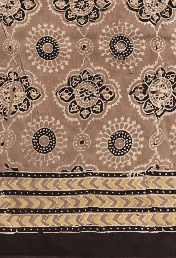 Black_And_Yellow_Digital_Print_Modal_Silk_Saree