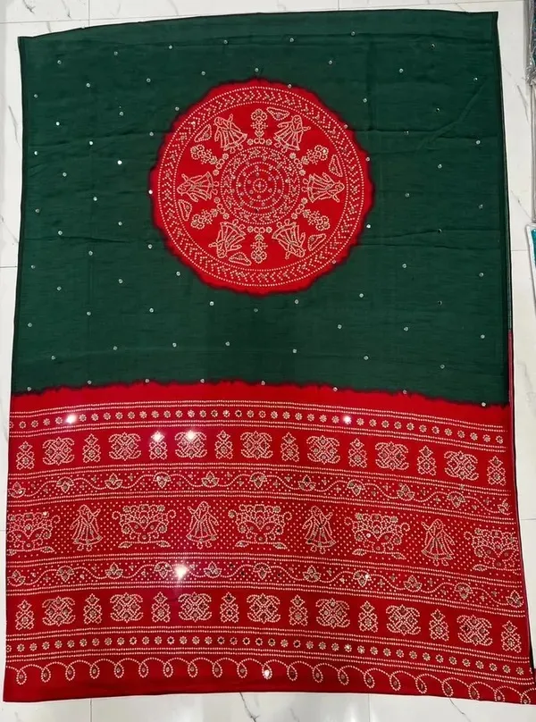 Trending_Green_Mirror_Badhani_With_Designer_Pallu_With_Blouse.