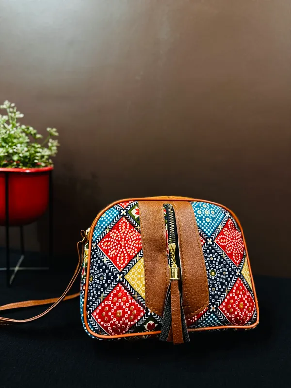 Handcrafted_Rajasthani_Fabric_Sling_Bag_-_Ethnic_Ajrakh_Print_Crossbody_Purse_with_Vegan_Leather_Accents.