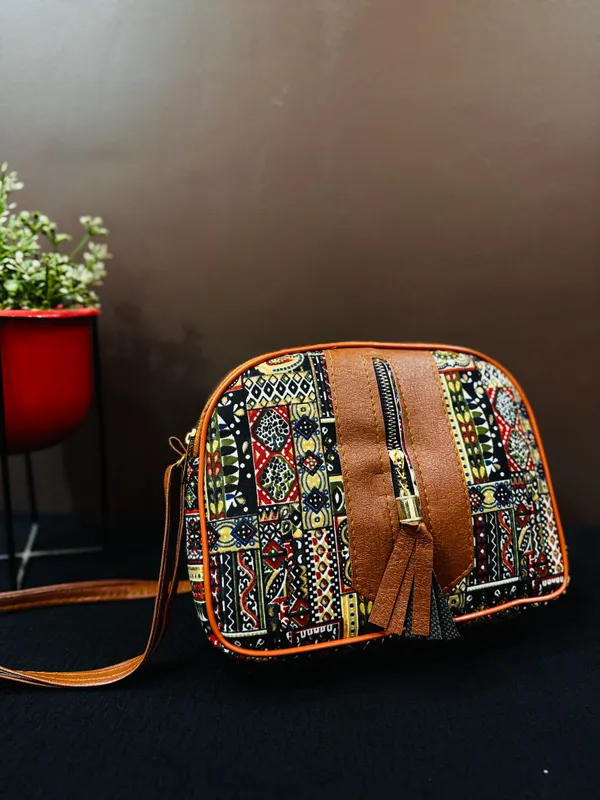 Handcrafted_Rajasthani_Fabric_Sling_Bag_-_Ethnic_Ajrakh_Print_Crossbody_Purse_with_Vegan_Leather_Accents.