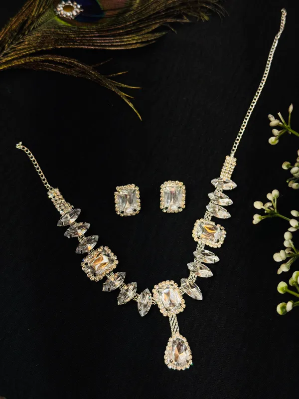 Elegant_Silver_Stone_Studded_Designer_Necklace_Set_|_Party_Wear_&_Bridal_Imitation_Jewellery