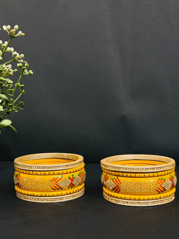 Yellow_Bridal_Lac_Lahthi_Bangles_With_Heavy_Stone_Work_For_Women_|_Traditional_Rajasthani/_Jaipuri_Lac_Kada