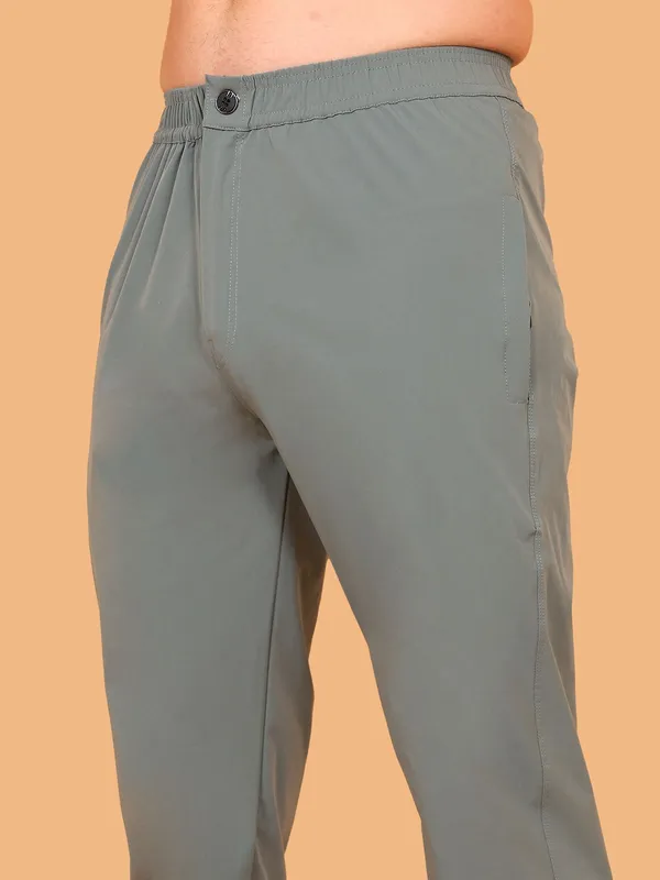 ZULX_Solid_Men_Green_Track_Pants_()