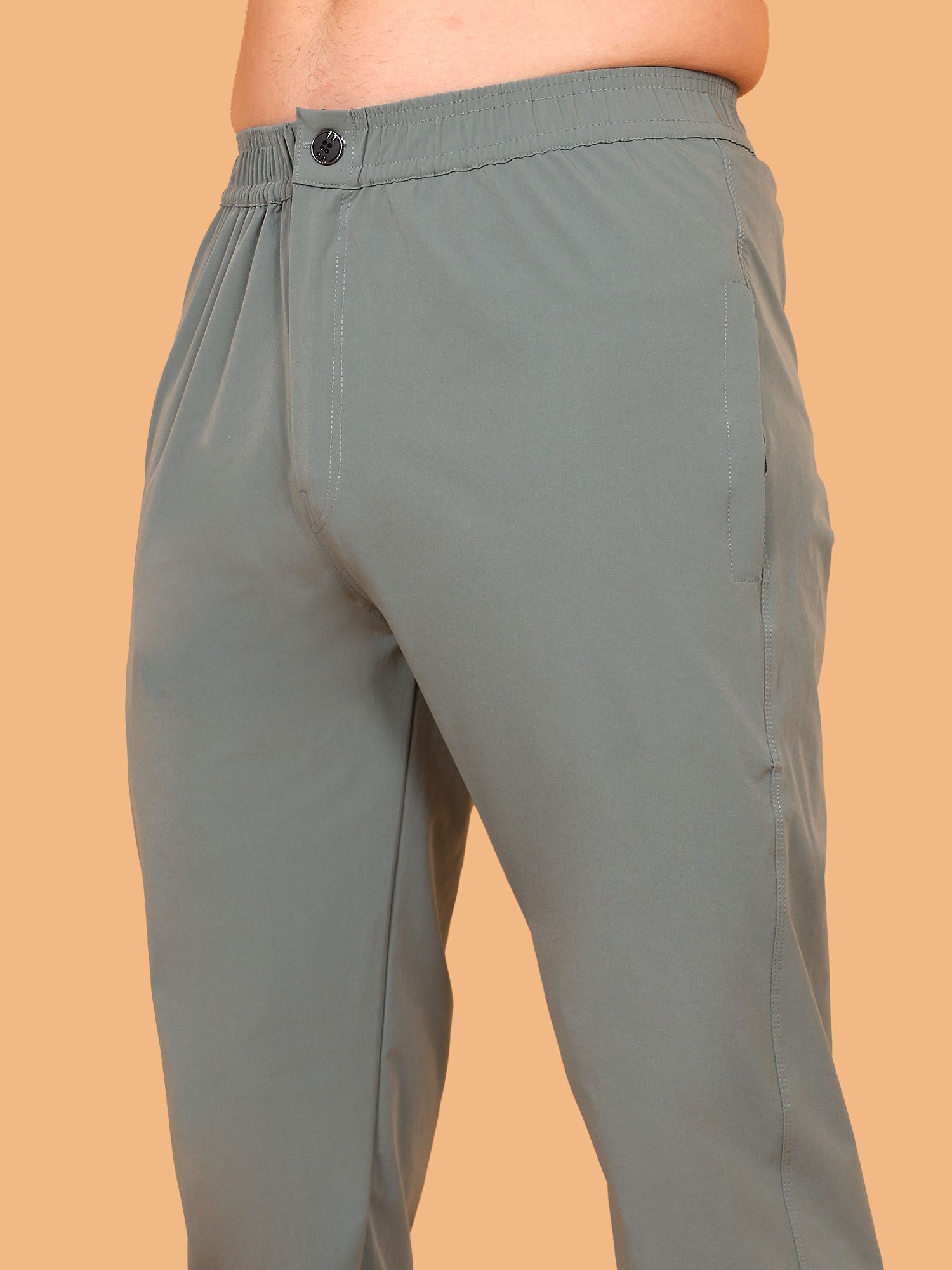 ZULX_Solid_Men_Green_Track_Pants_()