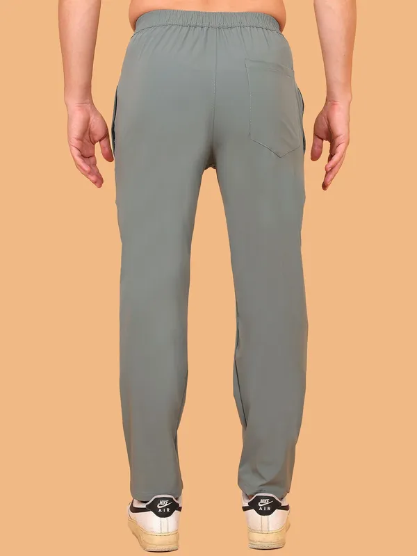 ZULX_Solid_Men_Green_Track_Pants_()