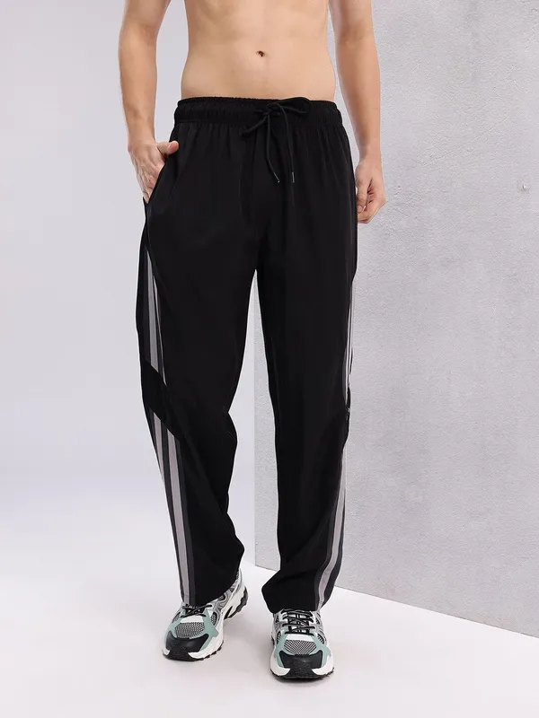 ZULX_Solid,_Striped_Men_Black,_White_Track_Pants_()