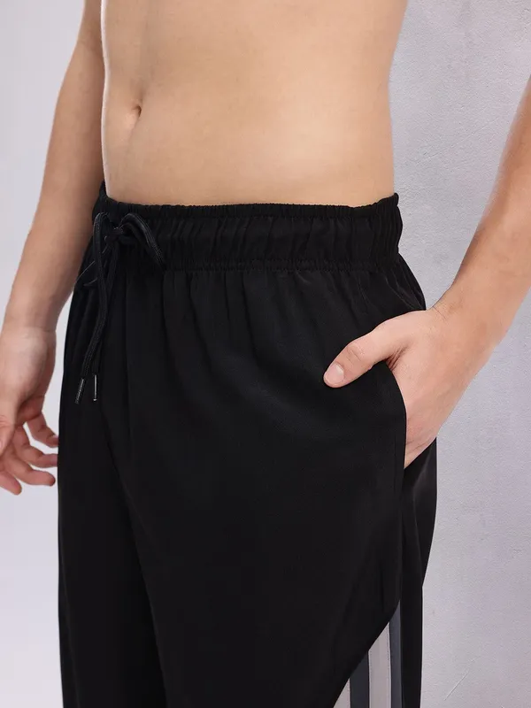 ZULX_Solid,_Striped_Men_Black,_White_Track_Pants_()