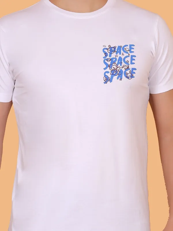 ZULX_Printed,_Typography_Men_Round_Neck_White_T-Shirt_()