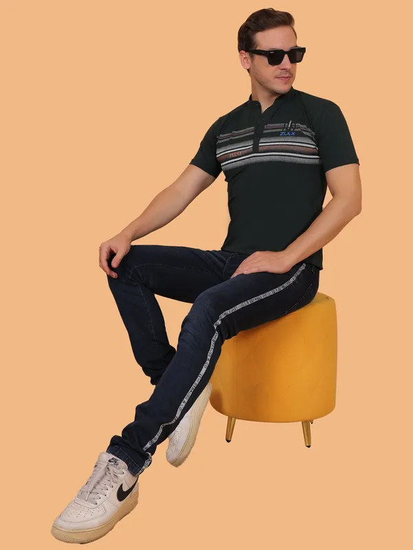 ZULX_Printed_Men_Henley_Neck_Dark_Green_T-Shirt_()