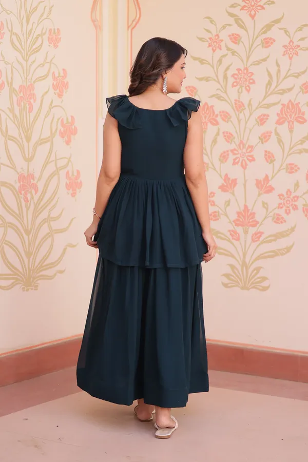 Green_Faux_Embroidered_Layered_Sleeveless_Gown