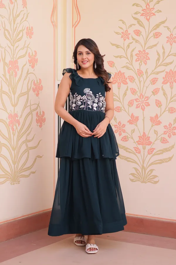 Green_Faux_Embroidered_Layered_Sleeveless_Gown