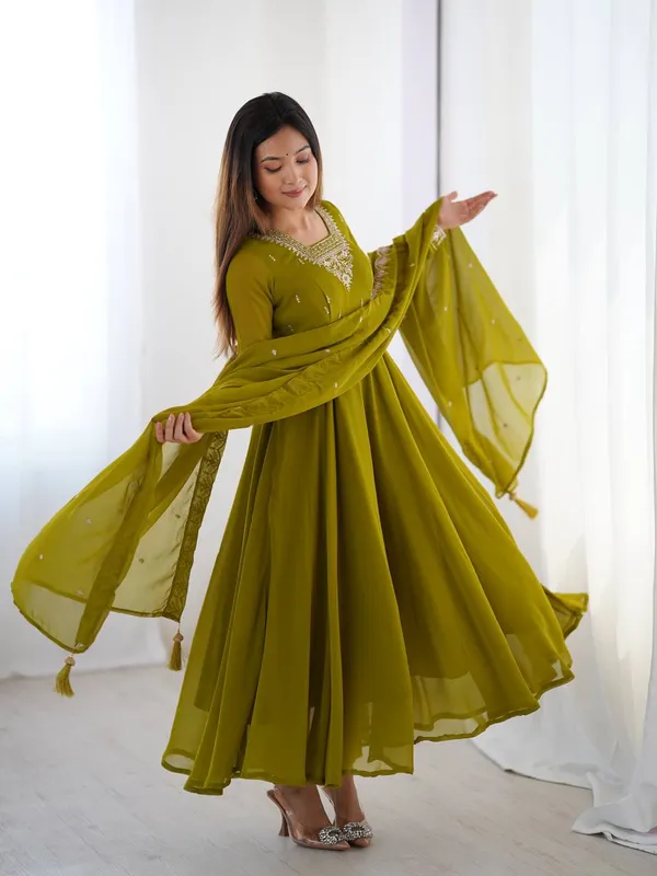 Olive_Green_Pure_Romansilk_Premium_&_Elegant_Anarkali_Kurta_&_Pant_Set_With_Dupatta_For_Women
