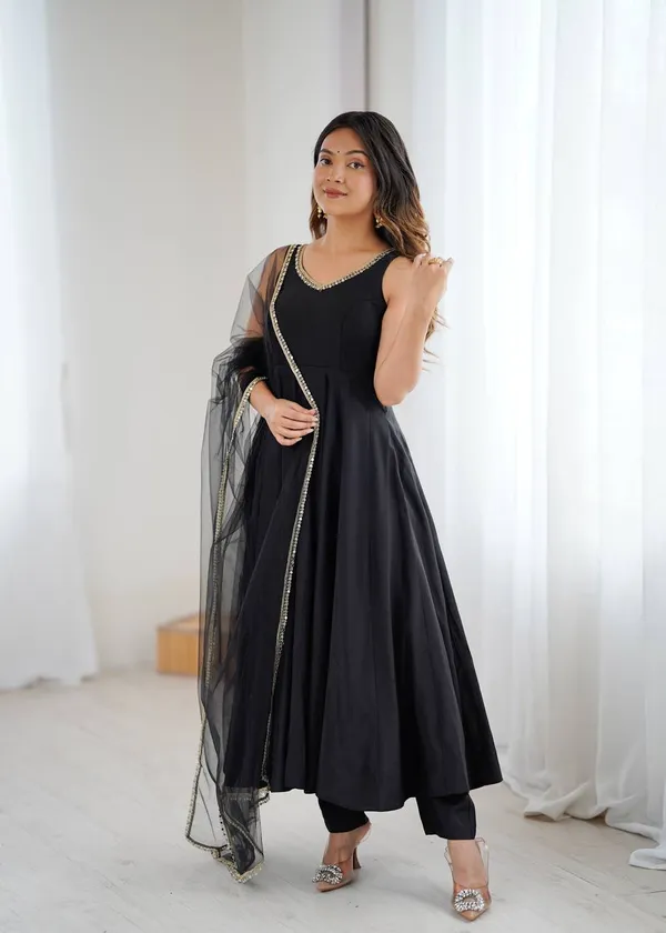 Black_Pure_Romansilk_Premium_&_Elegant_Anarkali_Kurta_&_Pant_Set_With_Dupatta_For_Women