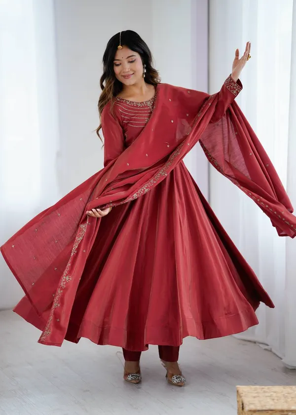 Maroon_Pure_Romansilk_Premium_&_Elegant_Anarkali_Kurta_&_Pant_Set_With_Dupatta_For_Women