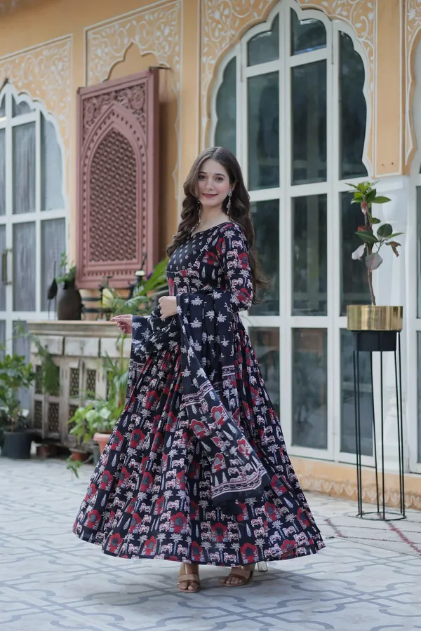 Multicolor_Cotton_Premium_&_Elegant_Anarkali_Kurta_&_Pant_Set_With_Dupatta_For_Women