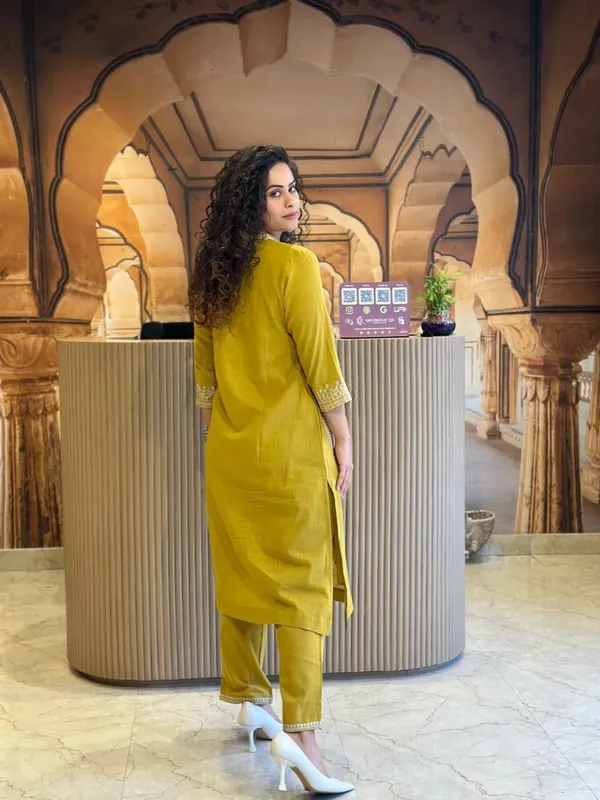 Yellow_Cotton_Premium_&_Elegant_Kurta_&_Pant_Set_For_Women