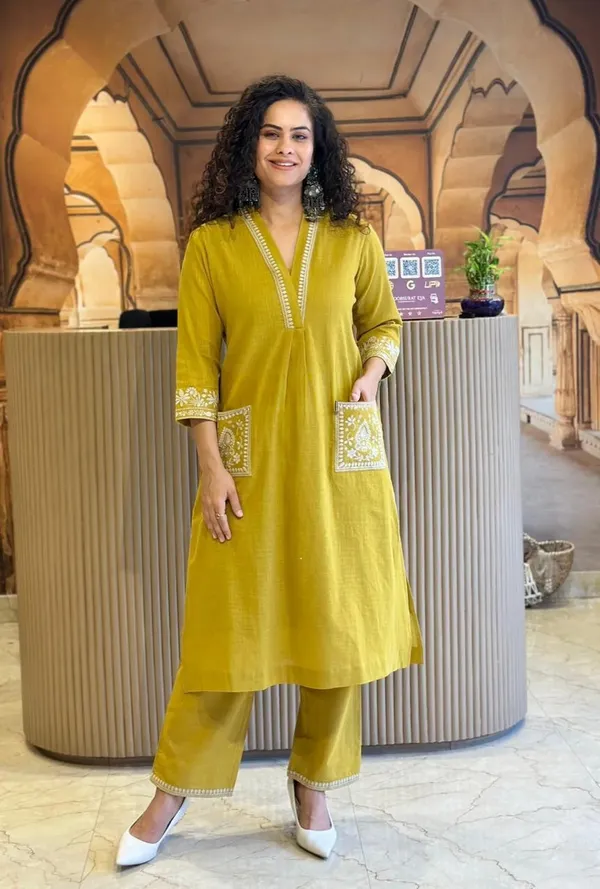Yellow_Cotton_Premium_&_Elegant_Kurta_&_Pant_Set_For_Women