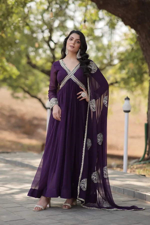 Premium_Alia_Cut_Embroidered_Faux_Blooming_Gown_With_Heavy_Sequins_Dupatta