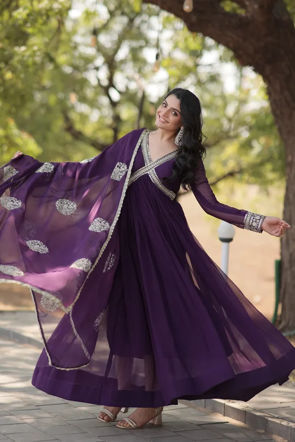 Premium_Alia_Cut_Embroidered_Faux_Blooming_Gown_With_Heavy_Sequins_Dupatta